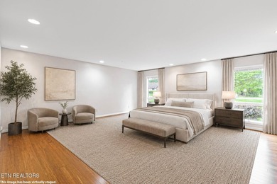 Welcome to this one-of-a-kind executive home in the prestigious - photo 14