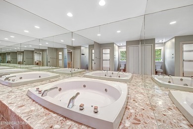 Welcome to this one-of-a-kind executive home in the prestigious - photo 18