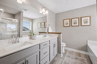 Welcome to this beautifully maintained two-story home offering - photo 20