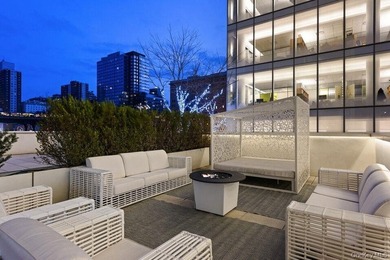 Designed by Pritzker Prize-winning architect Shigeru Ban, Metal - photo 22