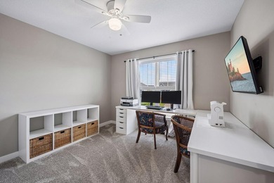 Welcome to this beautifully maintained two-story home offering - photo 25