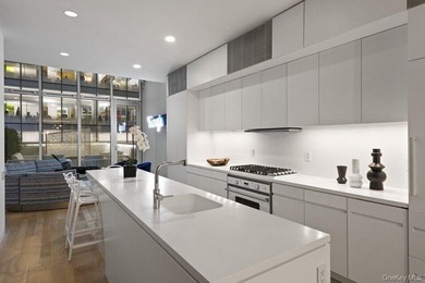 Designed by Pritzker Prize-winning architect Shigeru Ban, Metal - photo 26