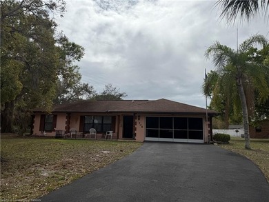Lake Istokpoga Home Active Under Contract in Sebring Florida