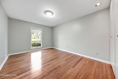 Welcome to this one-of-a-kind executive home in the prestigious - photo 31