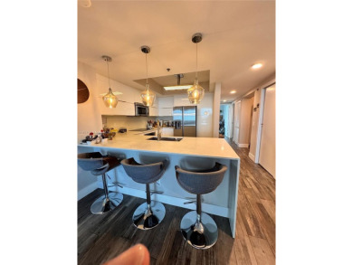 Lake Condo For Sale in Sunrise, Florida