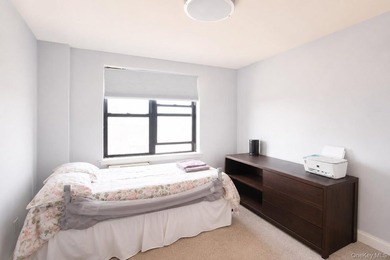 **Welcome to the City by the Sea!** This spacious Junior 4 - photo 10