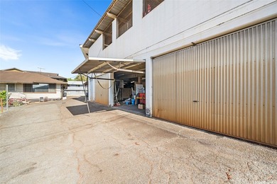 To be sold together with 94-815 Waipahu Street, this BMX-3 zoned - photo 9