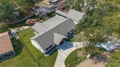 Lake Home For Sale in Enchanted Oaks, Texas