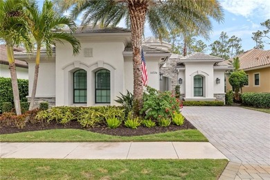 True entertainer's delight! Discover luxury living in this - photo 2