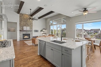 Come and experience a lifestyle of luxury and comfort in the - photo 11