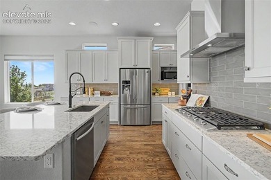 Come and experience a lifestyle of luxury and comfort in the - photo 15