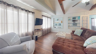 Investment perfection meets a slice of paradise! Located in the - photo 19