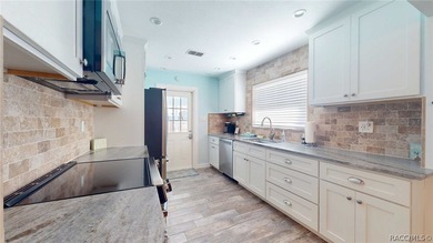 Investment perfection meets a slice of paradise! Located in the - photo 23