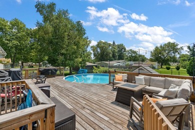 Enjoy the rest of your summer lounging by the pool, then gather - photo 36