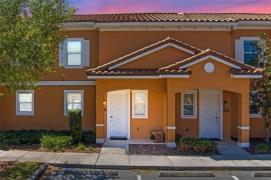 Lake Townhome/Townhouse For Sale in Kissimmee, Florida