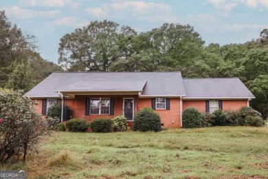 Lake Home For Sale in Watkinsville, Georgia