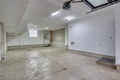 Luxury, Sophistication and Location come to mind first when - photo 7
