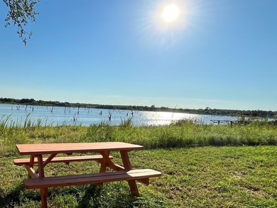 Lake Graham Lot Sale Pending in Graham Texas