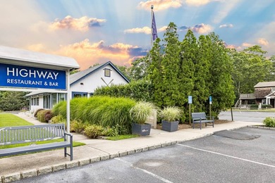Restaurant & Ancillary Buildings on 2.246 Acres Gateway - photo 1