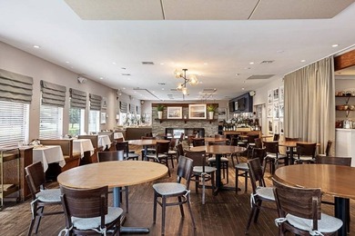 Restaurant & Ancillary Buildings on 2.246 Acres Gateway - photo 9