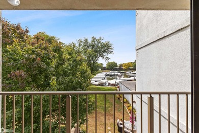 Welcome to The Harbourage! One of Clear Lake's most sought-after