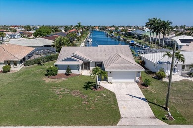 SAILBOAT ACCESS WATERFRONT HOME IN PGI W/LONG CANAL VIEW - Check - photo 2