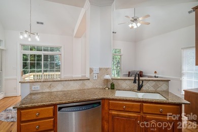 Reduced! Welcome to 4017 Foxes Trail! This Beautifully - photo 15