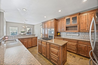 This spacious 5-bedroom, 4-bathroom, and home office offers room - photo 15