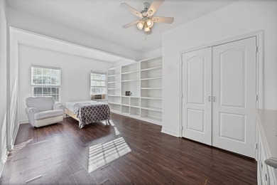 This spacious 5-bedroom, 4-bathroom, and home office offers room - photo 31