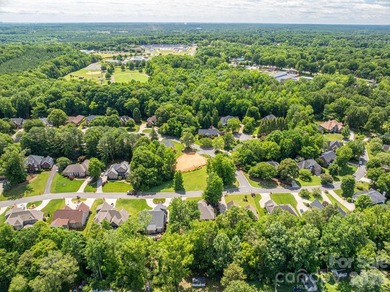 Reduced! Welcome to 4017 Foxes Trail! This Beautifully - photo 48