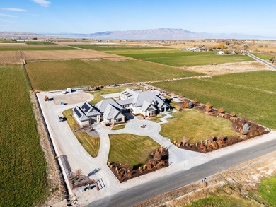 SELLER FINANCE: 20% down. Interest Rate is negotiable - photo 3