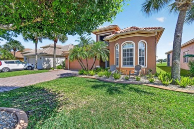 Spacious Golf Course Home with exceptional upgrades welcome to - photo 4