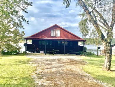 Lake Eddins Home For Sale in Pachuta Mississippi