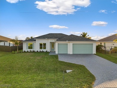Cape Coral Lakes Area Home For Sale in Cape Coral Florida