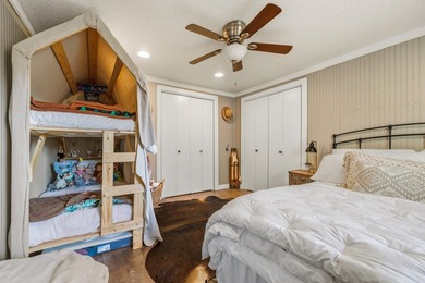 Lake Living Made Easy! Conveniently located just minutes from - photo 3