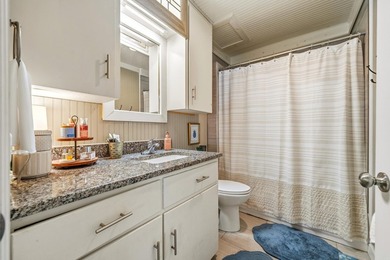 Lake Living Made Easy! Conveniently located just minutes from - photo 4
