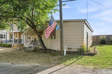 Lake Living Made Easy! Conveniently located just minutes from - photo 8
