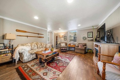 Lake Living Made Easy! Conveniently located just minutes from - photo 9