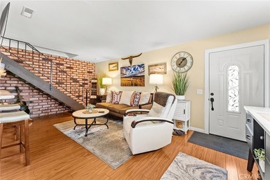 1145 W Sierra Madre Ave W 2 - photo 4