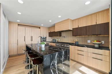 214 El Porto St - photo 15