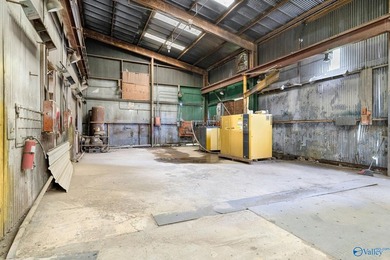 15,332+/- sq ft industrial warehouse situated on 5.49+/- level - photo 8