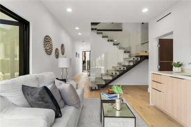 214 El Porto St - photo 35