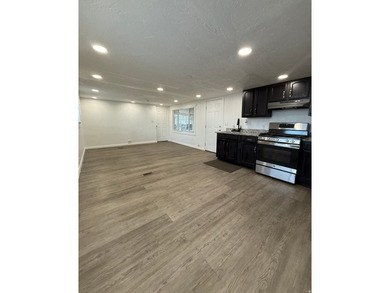 PRICE IMPROVED!!! This fully remodeled home offers comfort - photo 2