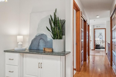 With sweeping views that stretch from downtown Oakland to the - photo 44