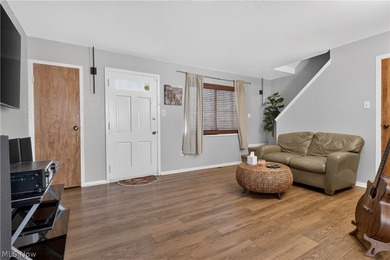 Move right into this tastefully updated and exceptionally - photo 4