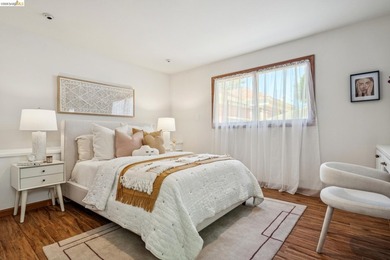 With sweeping views that stretch from downtown Oakland to the - photo 46