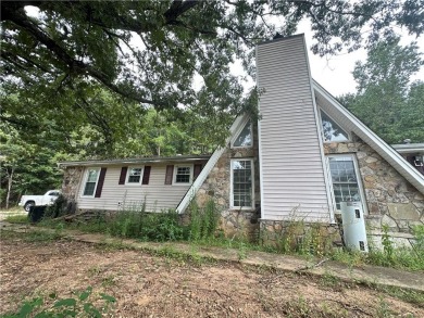 Lake Home For Sale in Gainesville, Georgia