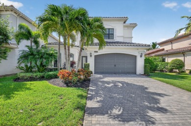Lake Home For Sale in Delray Beach, Florida