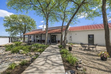 3000 SF Hospitality Opportunity! Positioned overlooking the - photo 3