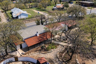 3000 SF Hospitality Opportunity! Positioned overlooking the - photo 4